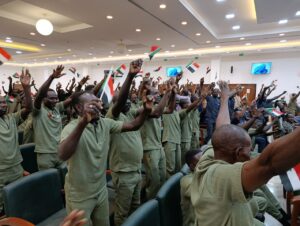 والي شمال كردفان يشهد تخريج الدفعة الرابعة للمستنفرين من المقاومة الشعبية بمحلية شيكان