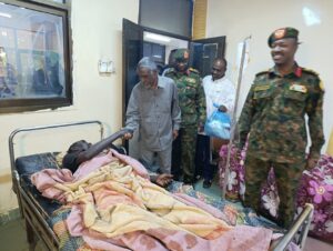 حكومة شمال تقدم كسوة العيد لجرحي عمليات معركة الكرامة