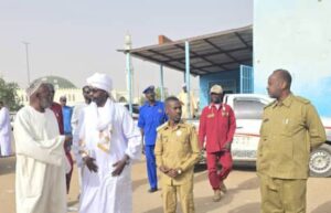 المدير التنفيذي لمحلية شيكان بالإنابة يتفقد انسياب الخدمات بمدينة الأبيض في أول أيام عيد الفطر