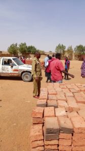 إدارية الأبيض غرب تقود حملة لإزالة التعديات بمقابر الهجرة وسط إشادة مجتمعية واسعة